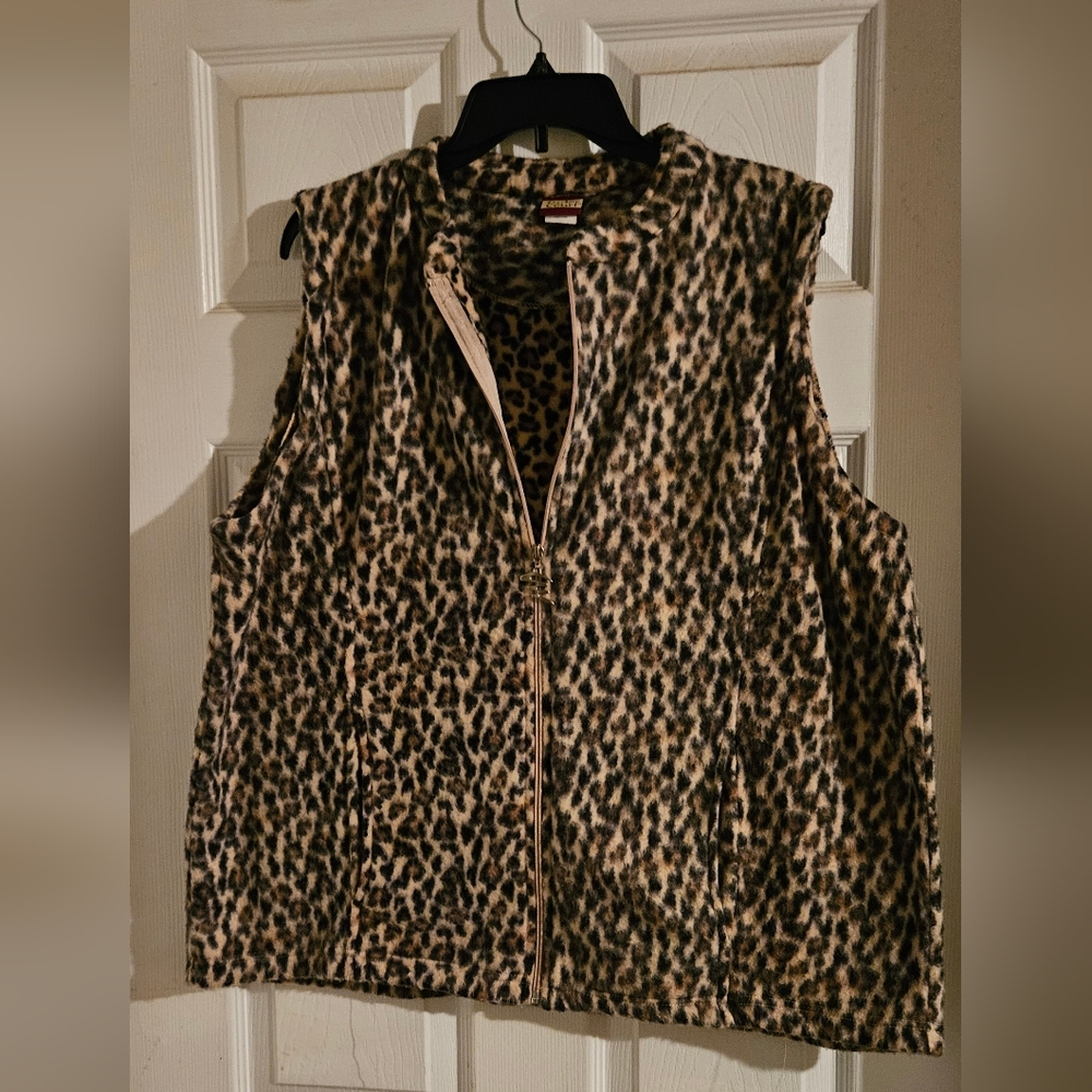 Women's Cheetah Vest / 2X